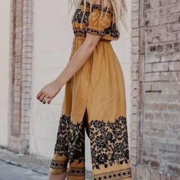 Spell & The Gypsy Venus Midi Dress - Picture 2 of 5